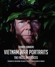 Vietnam war portraits : the faces and voices cover image