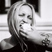 Eplet Faller Og Vi Begynner Å Ligne Eplet Faller Og Vi Begynner Å Ligne